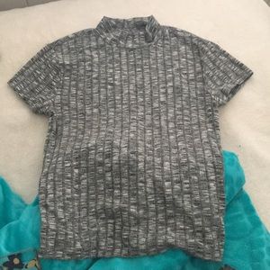 Grey ribbed turtleneck t-shirt